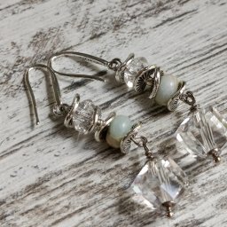 Серьги из хрусталя и голубого варисцита 0